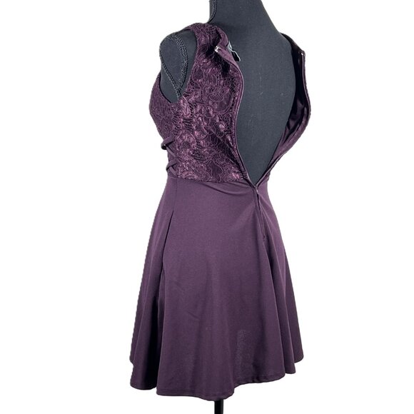 Speechless - Women's Dress - Purple / Maroon-ish Lace Formal Size 1 - Picture 6 of 10